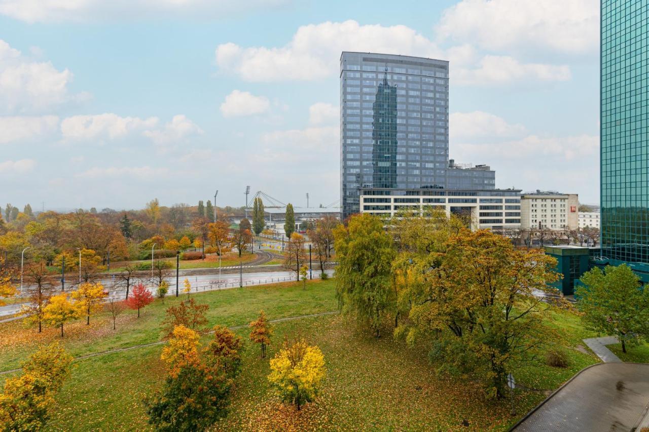 Warsaw Srodmiescie Apartment With Balcony By Noclegi Renters ภายนอก รูปภาพ